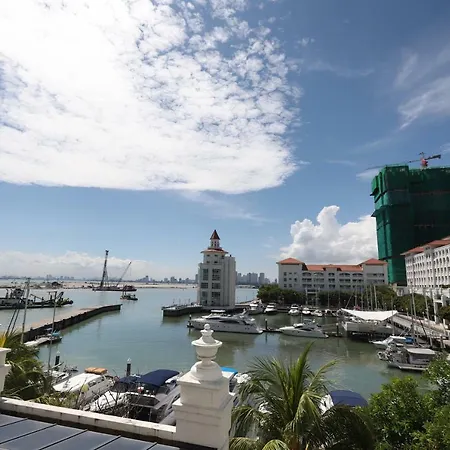The Straits Quay Marina By Messina Clive Apartment George Town Exterior photo