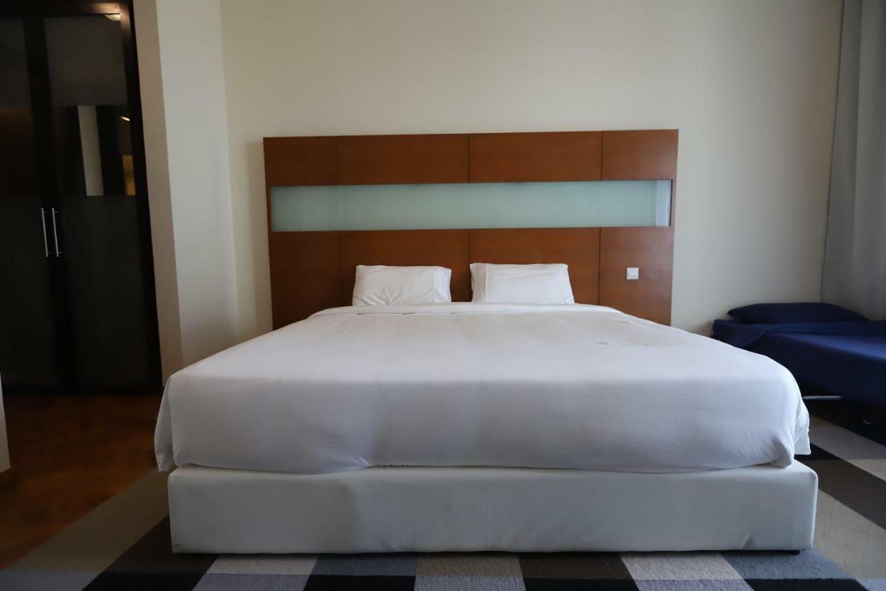 The Straits Quay Marina By Messina Clive Homestay
